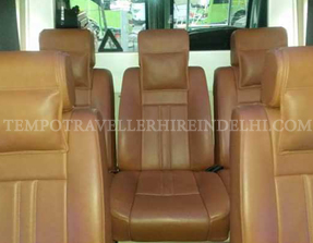 8+1 seater glasspack deluxe tempo traveller